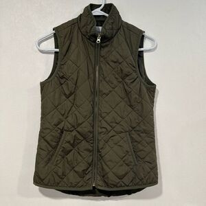 Old Navy Quilted Puffer Vest – Olive Green, Size XS
